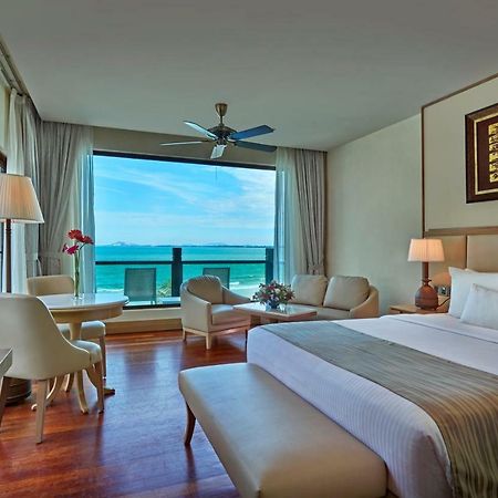 Royale Chulan Cherating Villa Exteriör bild