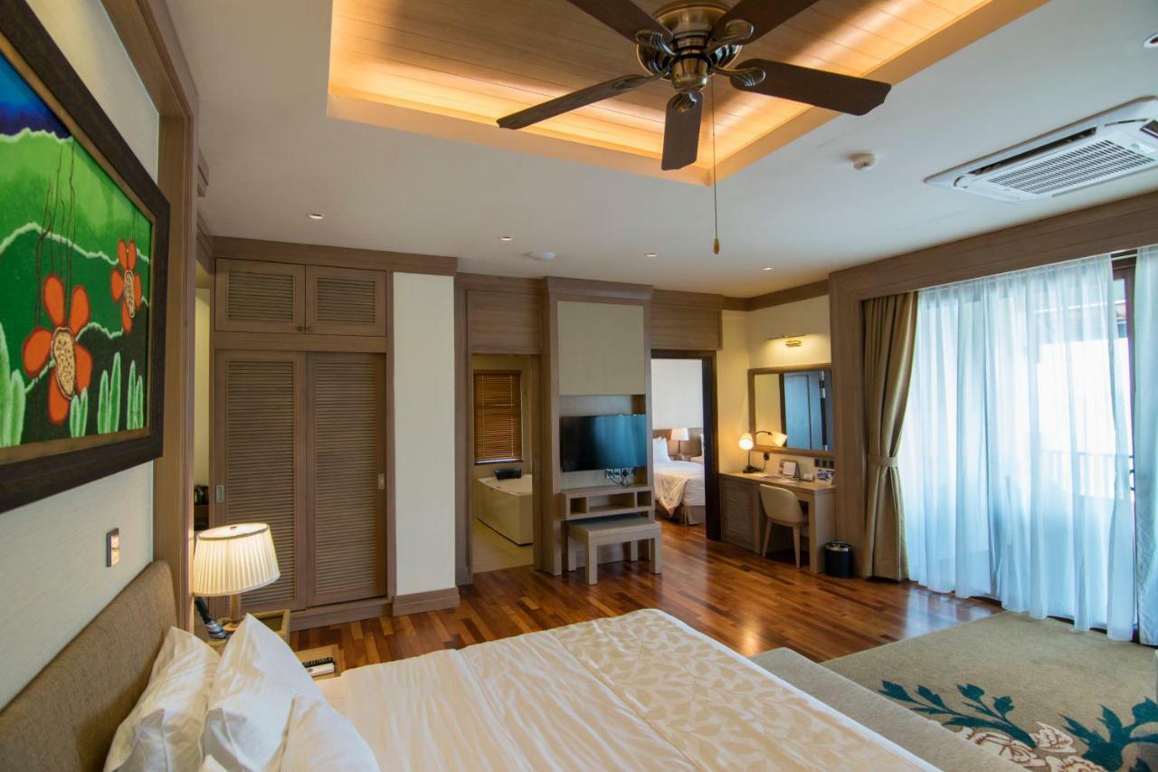 Royale Chulan Cherating Villa Exteriör bild
