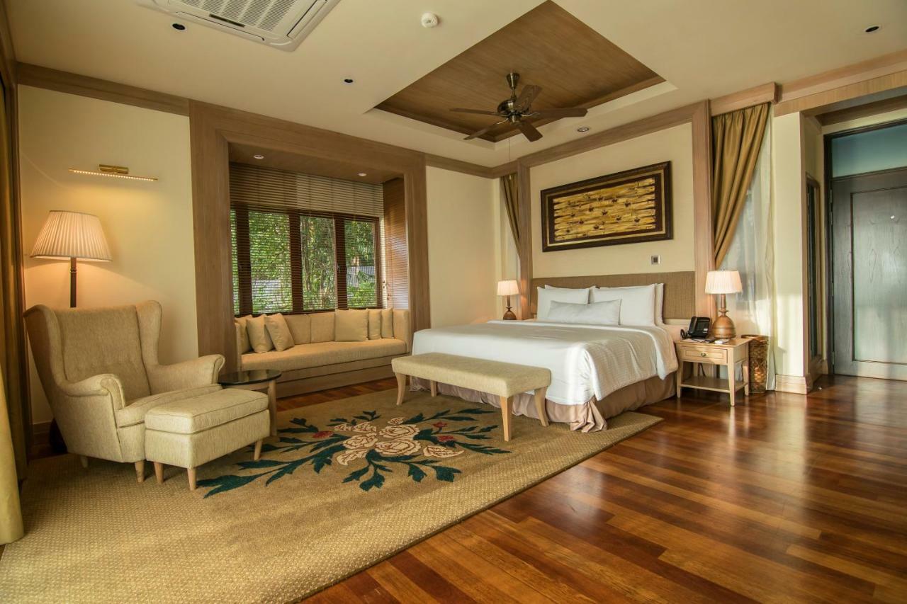 Royale Chulan Cherating Villa Exteriör bild